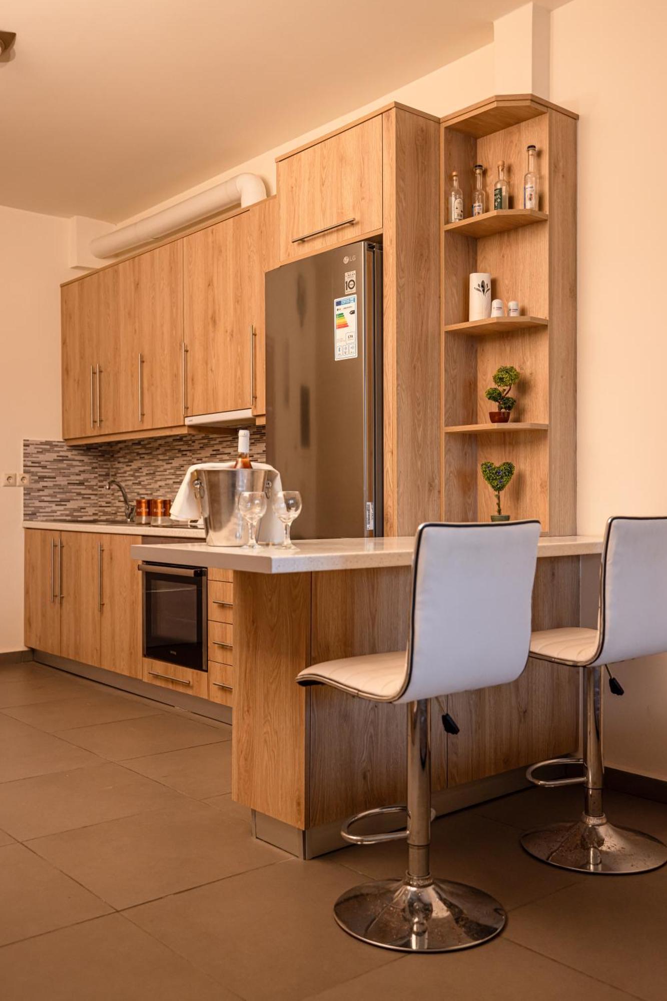 Filippos Apartments アマリントス エクステリア 写真