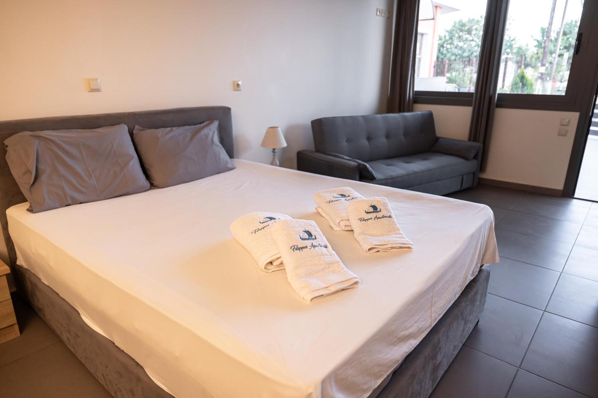 Filippos Apartments アマリントス エクステリア 写真