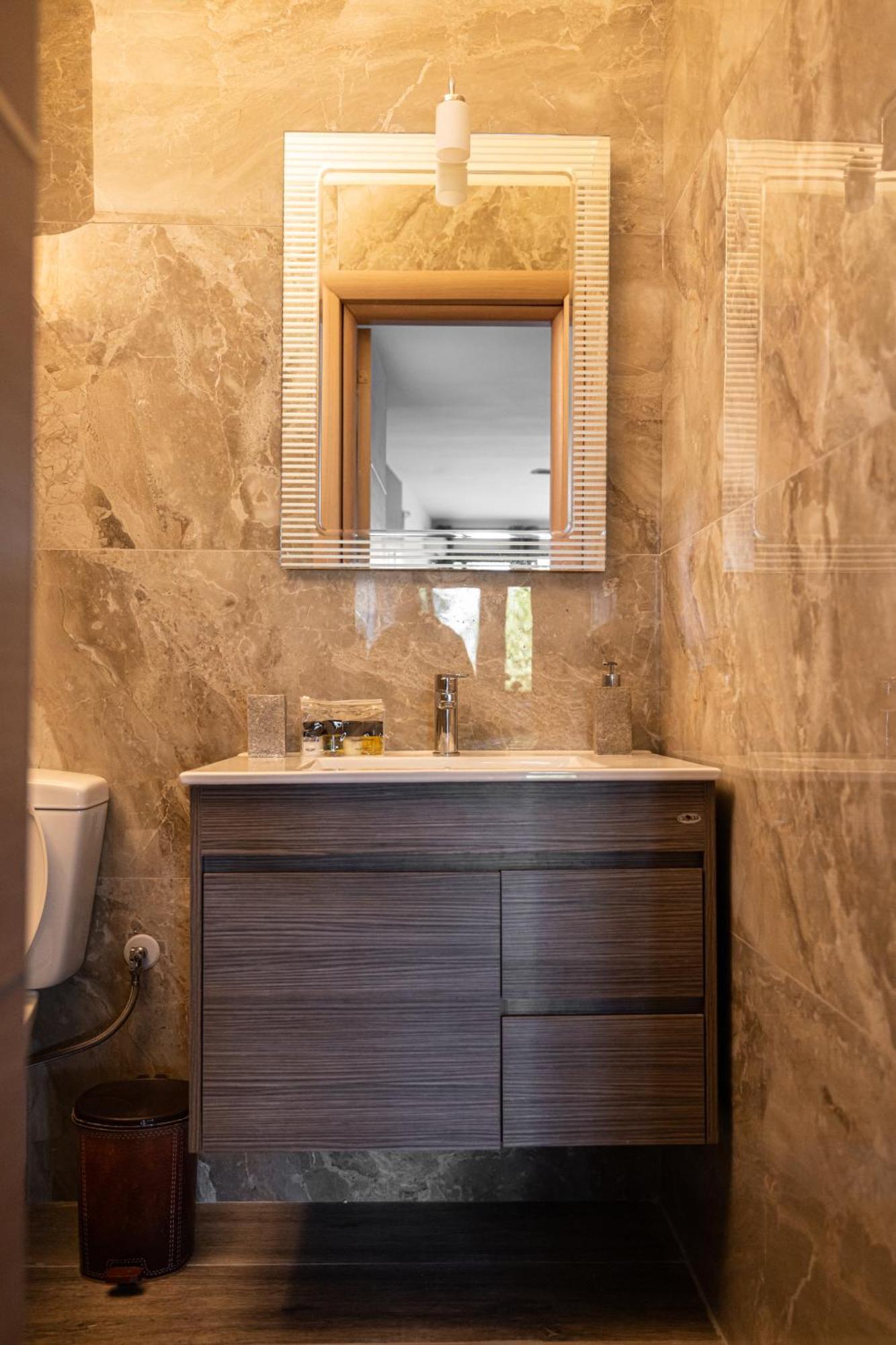 Filippos Apartments アマリントス エクステリア 写真