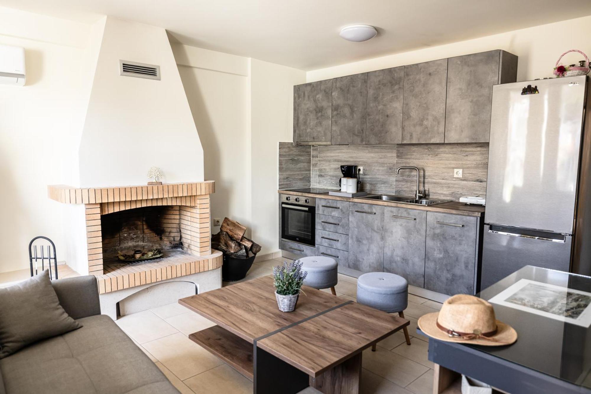 Filippos Apartments アマリントス エクステリア 写真