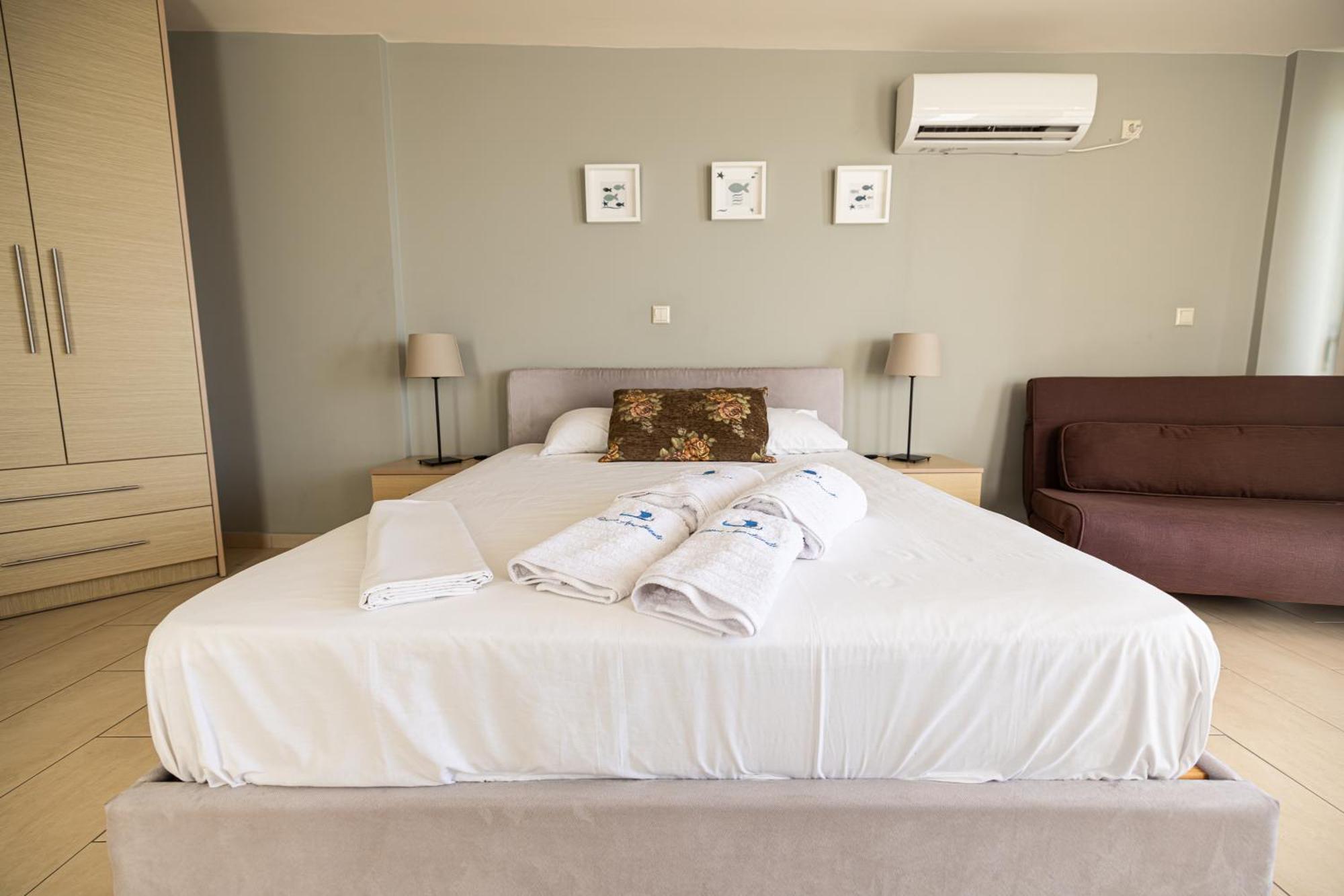 Filippos Apartments アマリントス エクステリア 写真